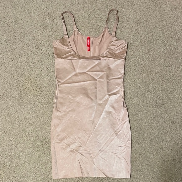SPANX Beige - Picture 1 of 4